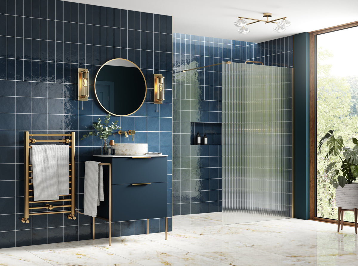 Icon 900mm Fluted Wetroom Panel & Support Bar - Brushed Brass