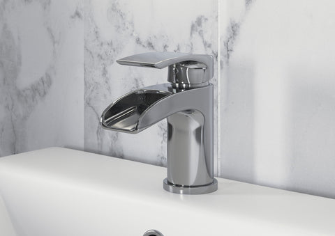 Red Bath Filler - Chrome